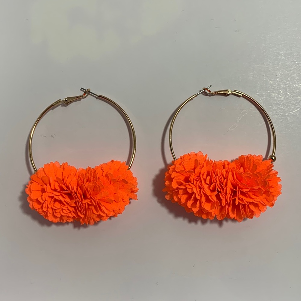 Aldo beautiful long elegant flower earrings